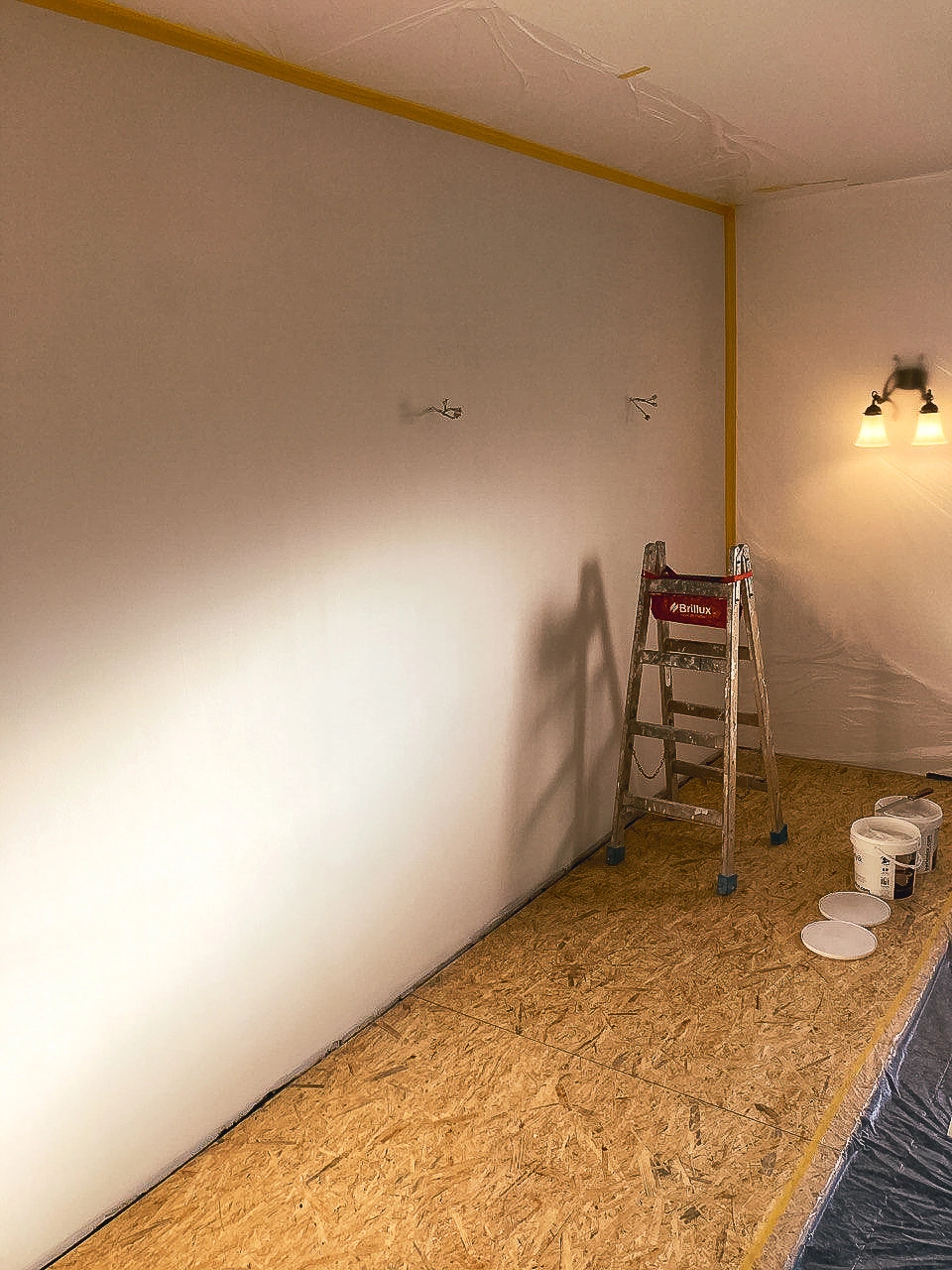 Malereibetrieb Beispiel vorher Innenwand